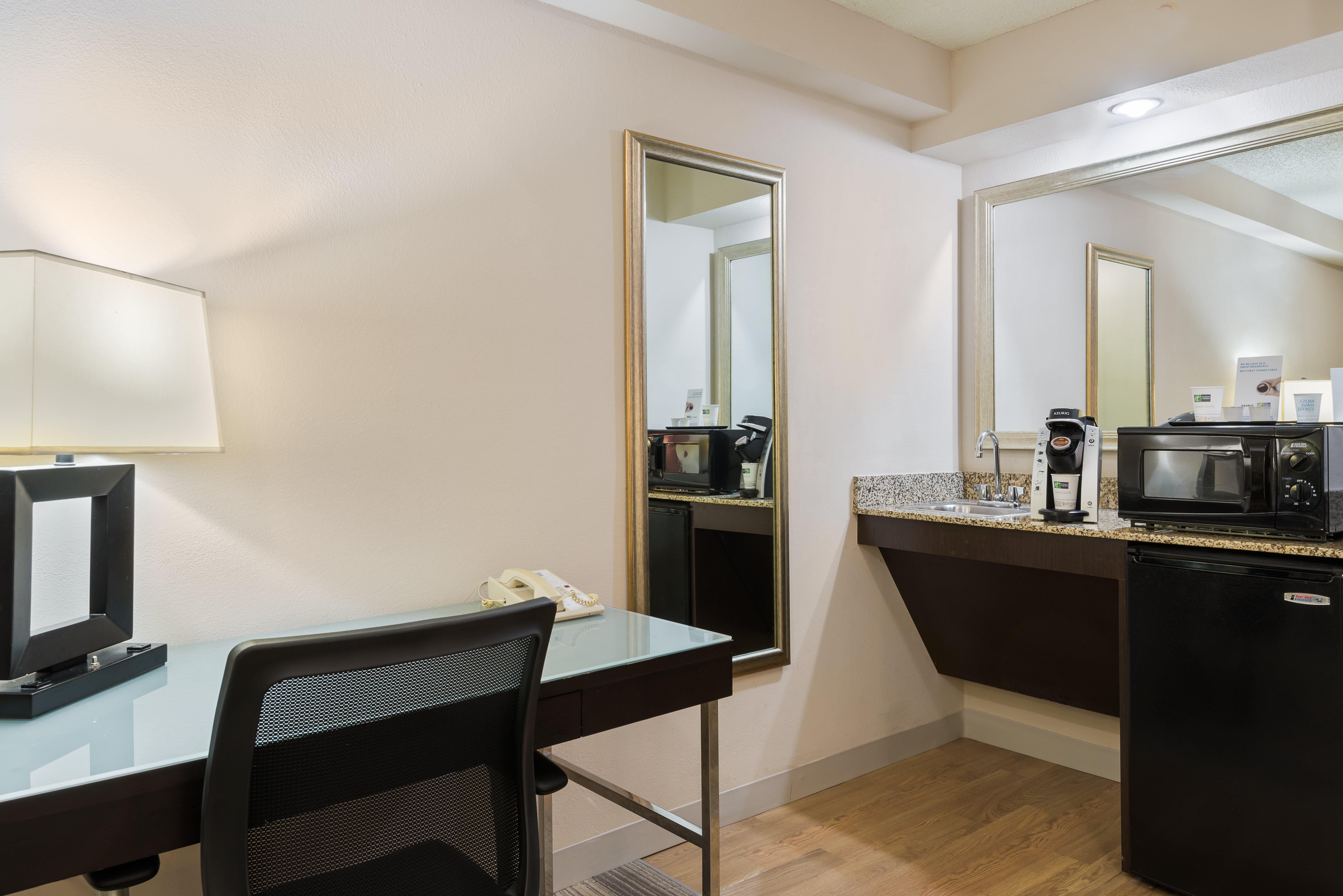Holiday Inn Express Hotel & Suites Kendall East-Miami By Ihg Exterior foto