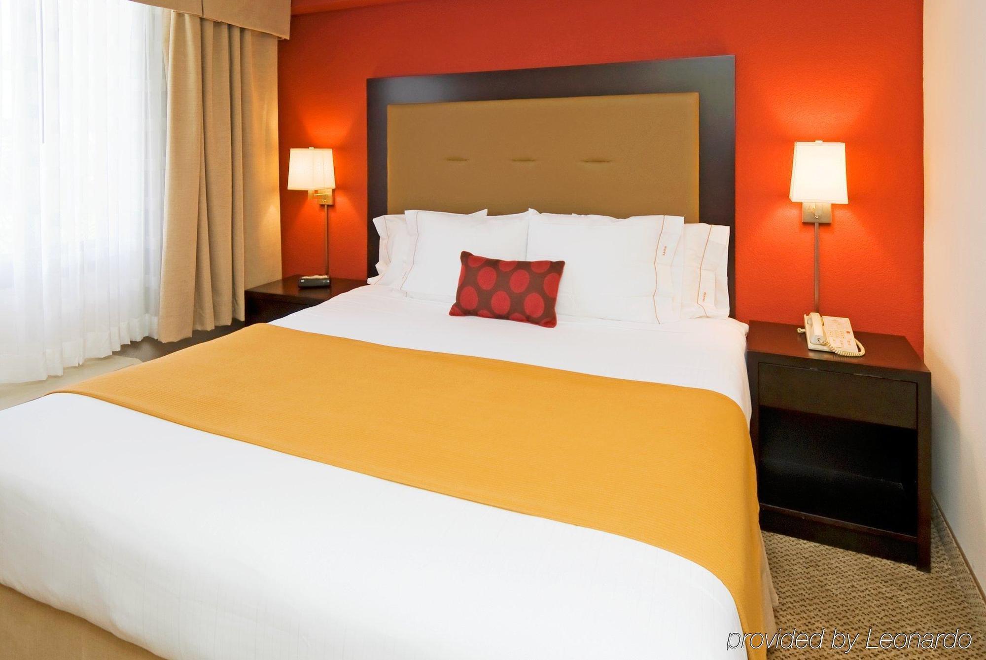 Holiday Inn Express Hotel & Suites Kendall East-Miami By Ihg Habitación foto